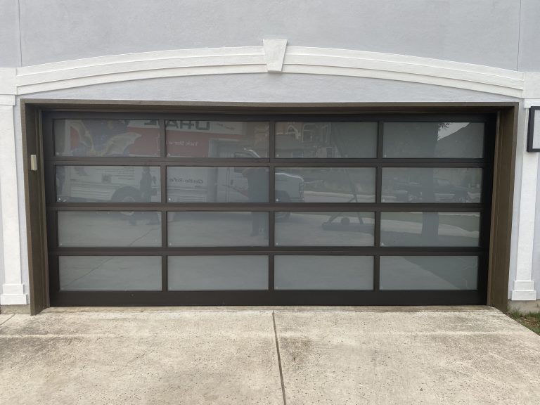 Fancy Residential Overhead Doors_019