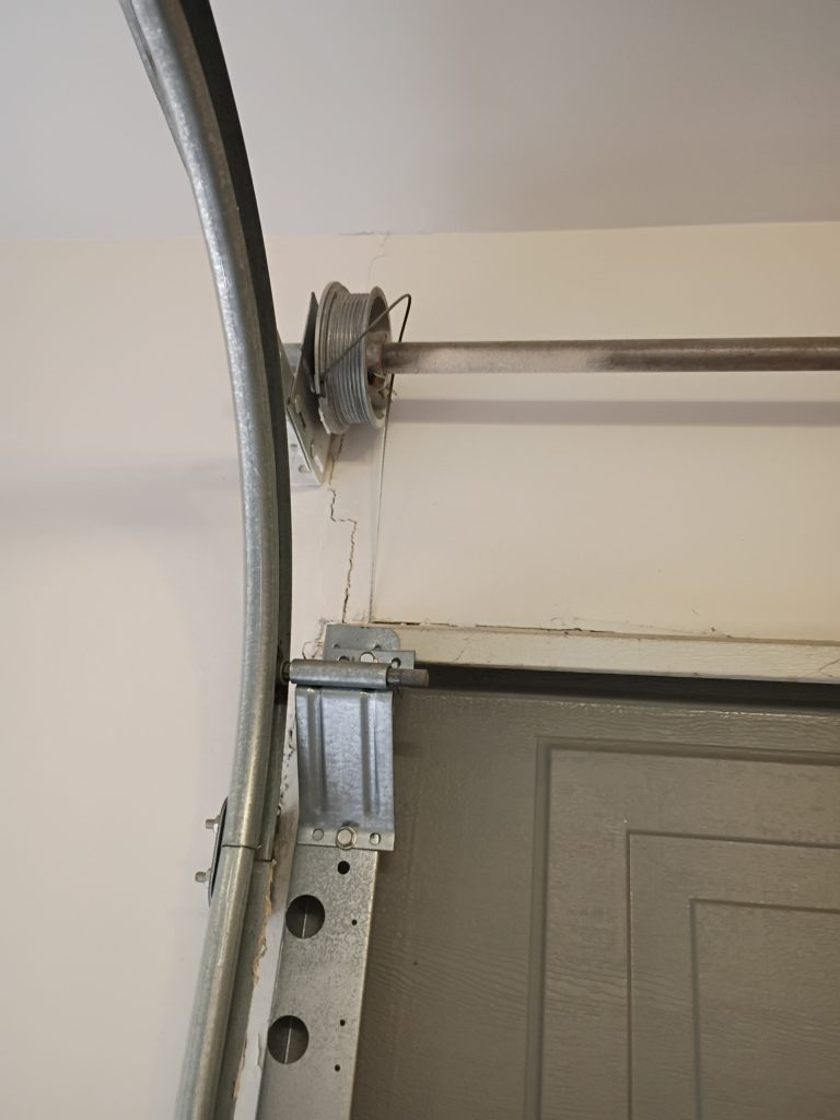 Cable Off Garage Door 013 - Copy