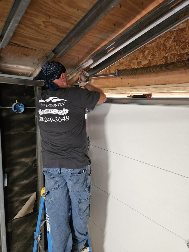 Garage Door Service Techs 050